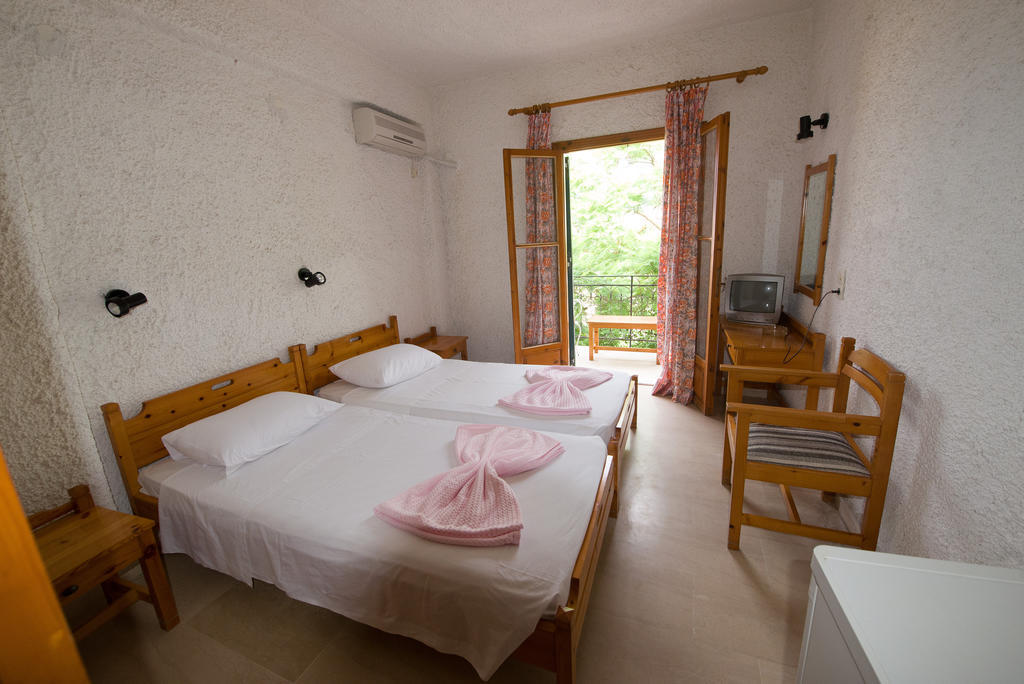 Marie Hotel Ахараві Номер фото
