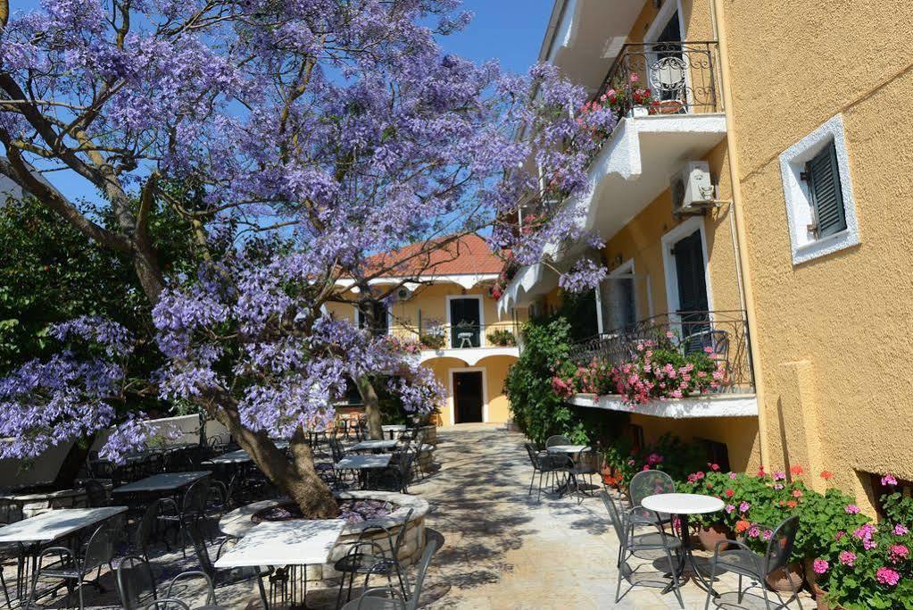 Marie Hotel Ахараві Екстер'єр фото
